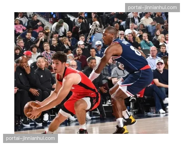 爵士内线凯斯勒与马尔卡宁缺席 乔治与乐福确认可以出场