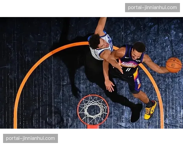 太阳伊戈达罗内线高效:6投全中拿下13分8篮板提供可靠终结点 太阳伊戈达罗内线高效:6投全中拿下13分8篮板提供可靠终结点